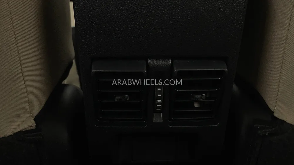 تويوتا يارس 2024 for Sale in دبي Image-21