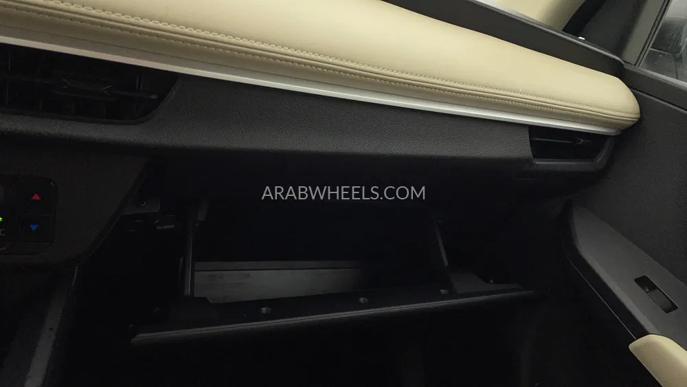 تويوتا يارس 2024 for Sale in دبي Image-28