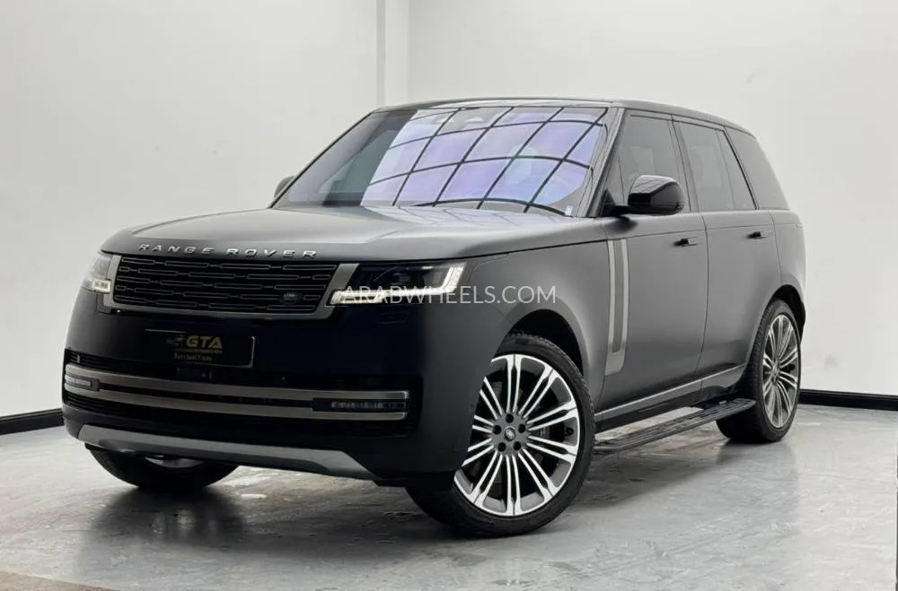 Land Rover Range Rover 2023 for Sale in Dubai Image-3