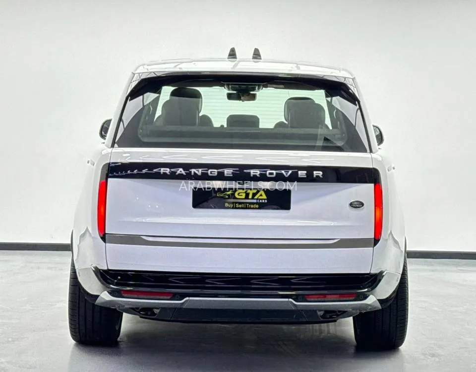 Land Rover Range Rover 2023 for Sale in Dubai Image-5