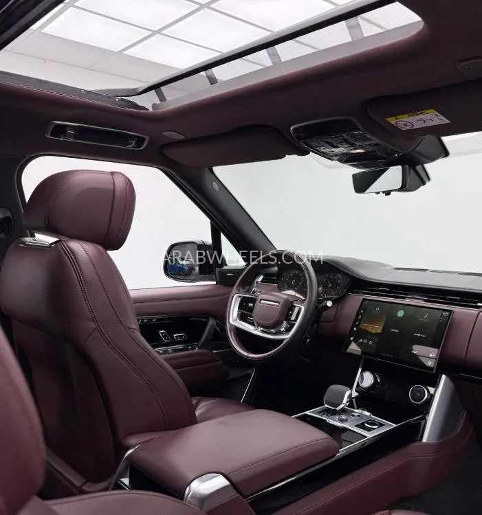 Land Rover Range Rover 2023 for Sale in Dubai Image-10