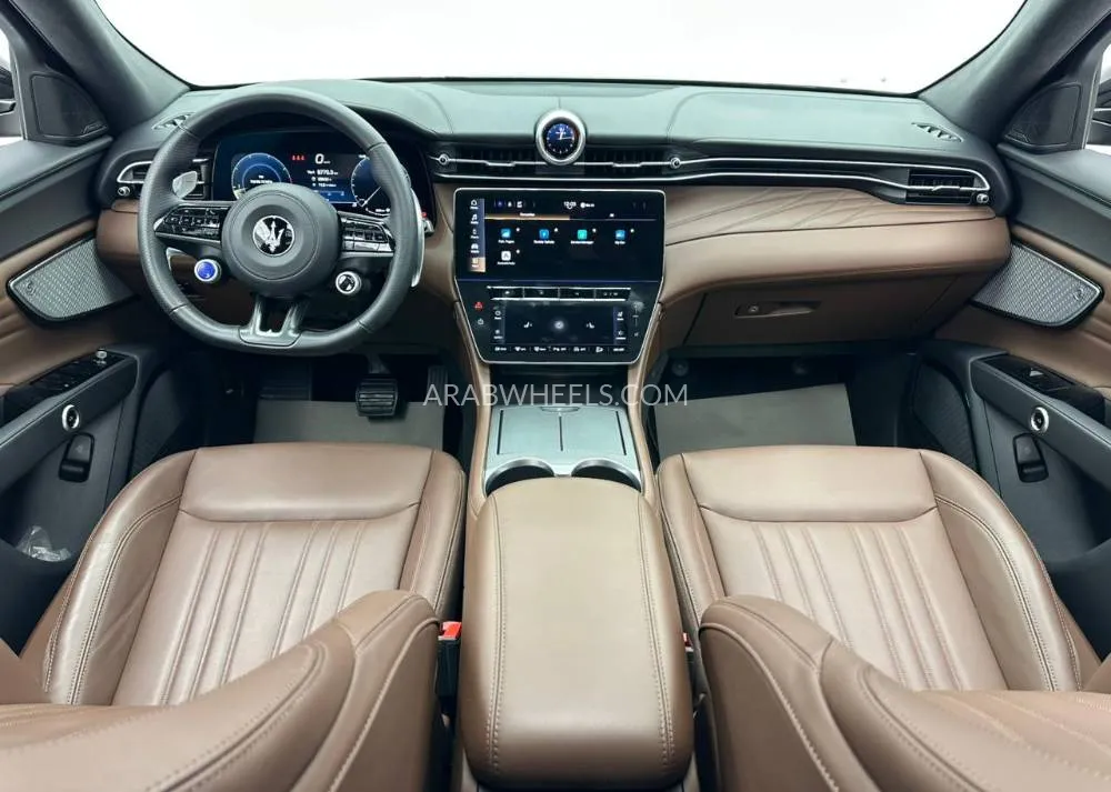 Maserati Grecale 2024 for Sale in Dubai Image-2