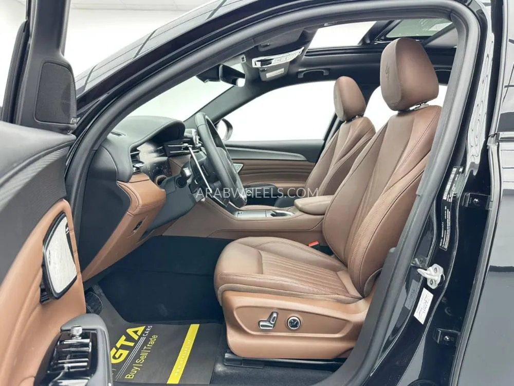 Maserati Grecale 2024 for Sale in Dubai Image-7