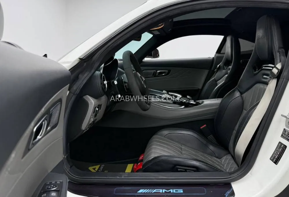 Mercedes Benz AMG GT 2018 for Sale in Dubai Image-9