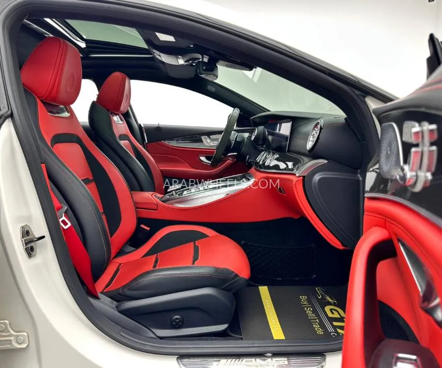 مرسيدس بنز AMG جي تي 2019 for Sale in دبي Image-18