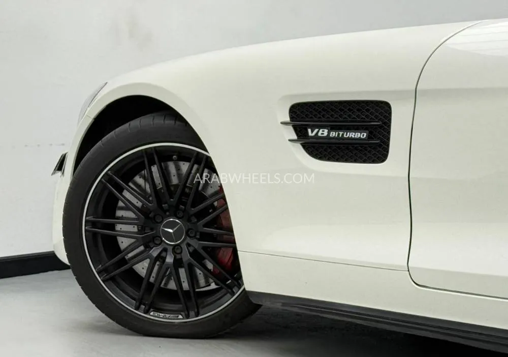 Mercedes Benz AMG GT 2020 for Sale in Dubai Image-3