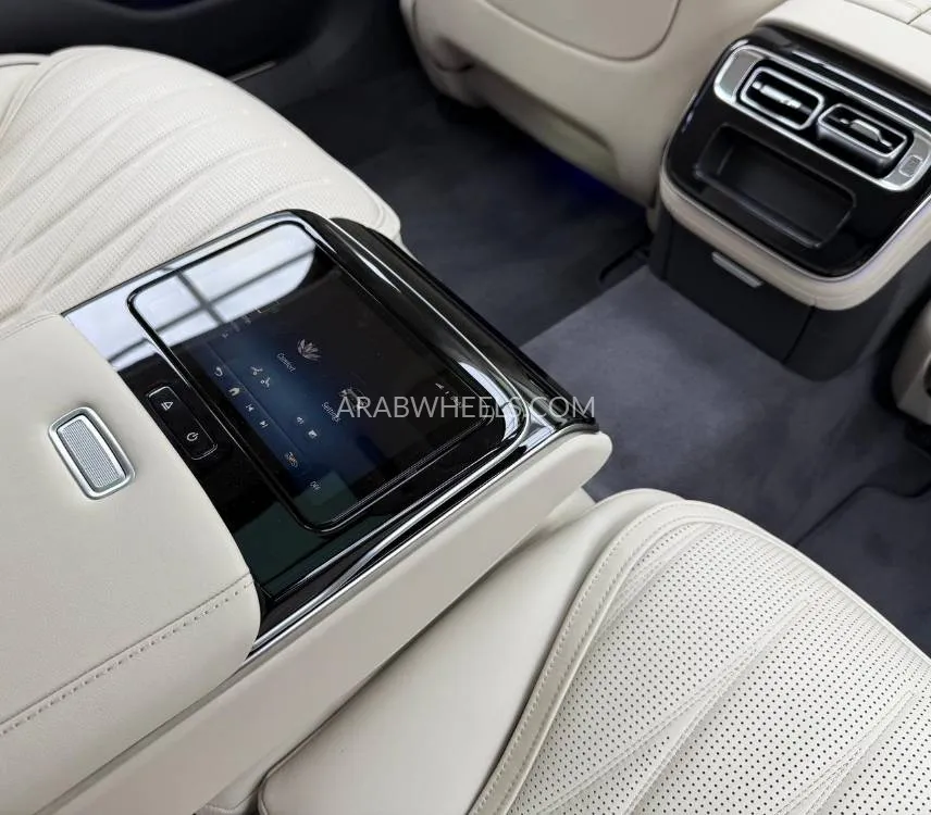 Mercedes Benz CLS Class 2025 for Sale in Dubai Image-18