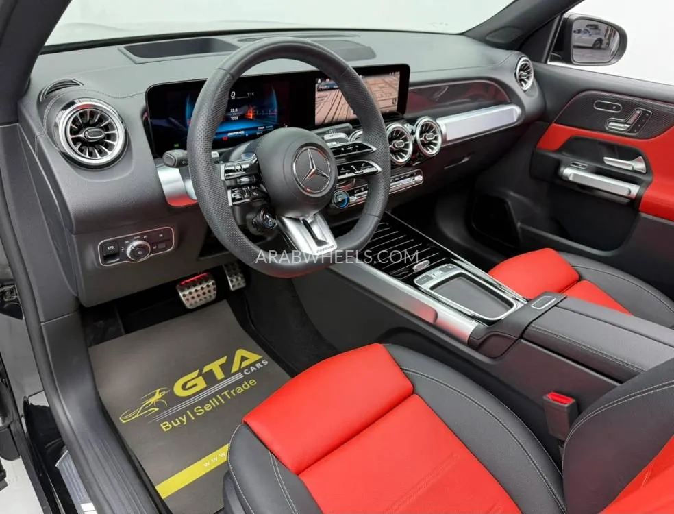Mercedes Benz GLB 2024 for Sale in Dubai Image-10