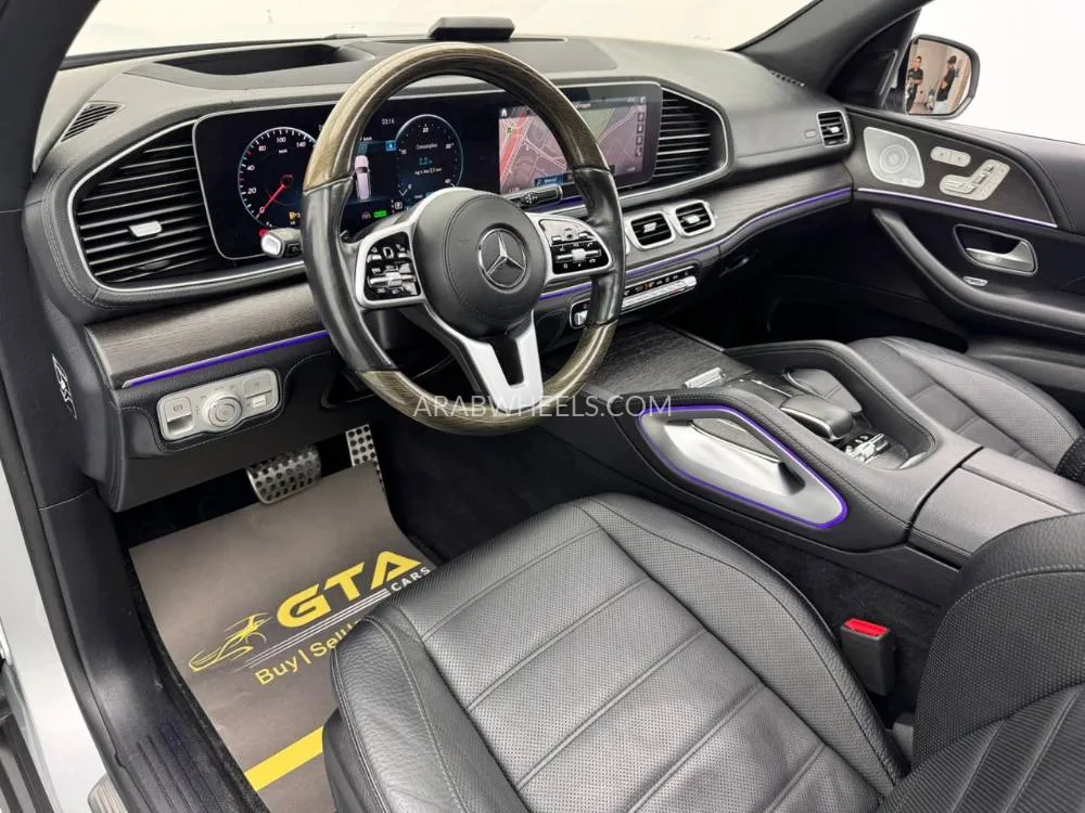 مرسيدس بنز GLE Class 2020 for Sale in دبي Image-2