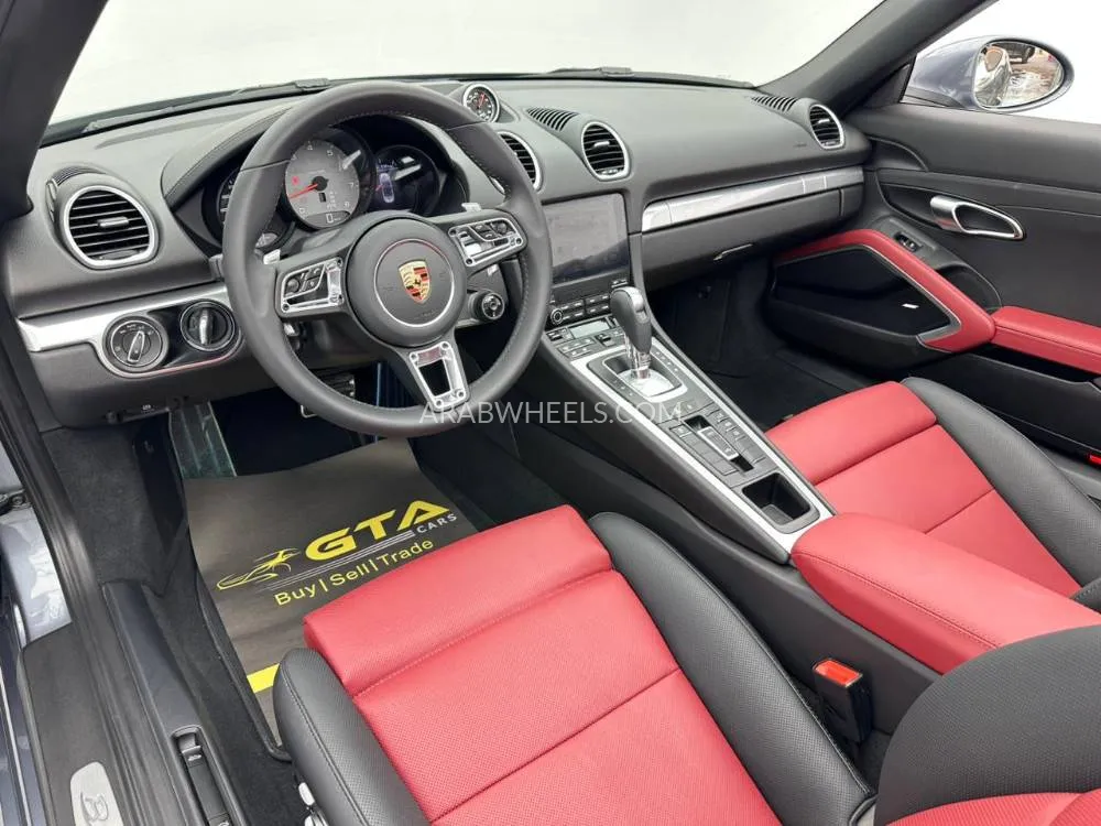 Porsche 718 2025 for Sale in Dubai Image-11