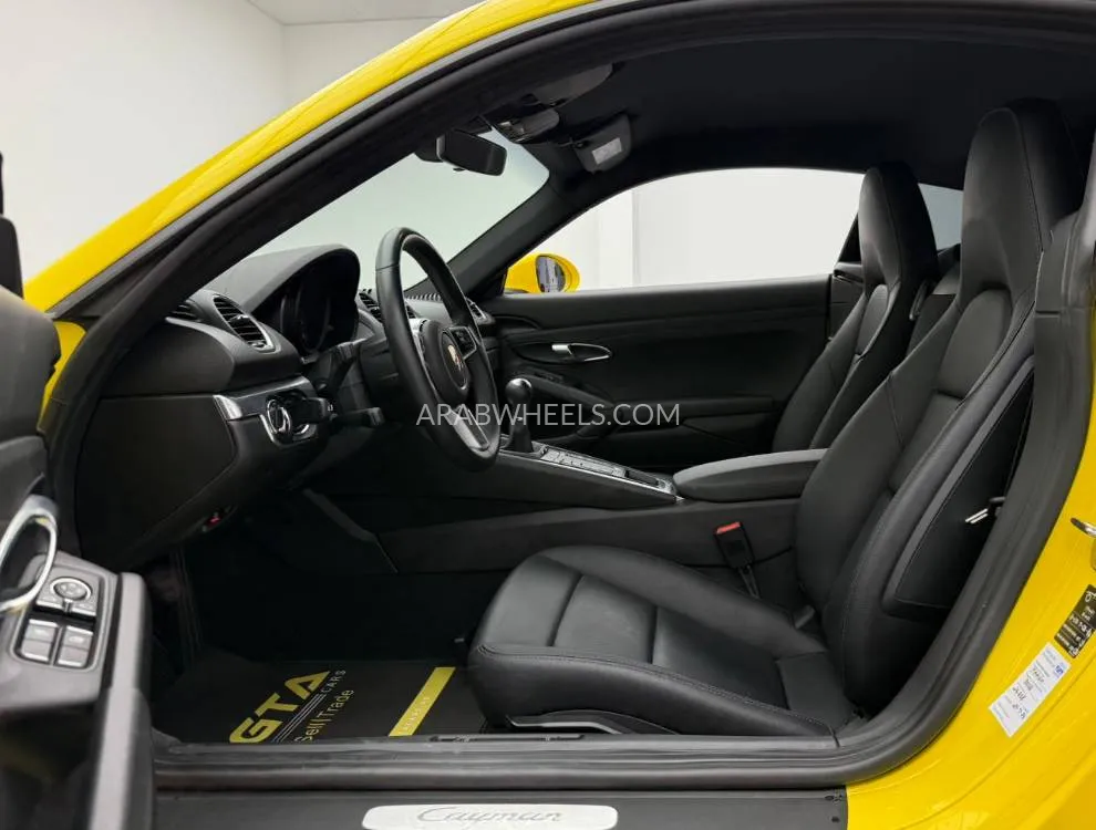 Porsche 718 2024 for Sale in Dubai Image-11