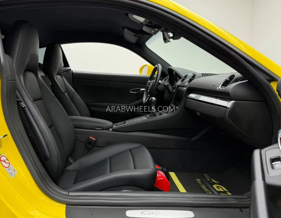 Porsche 718 2024 for Sale in Dubai Image-12