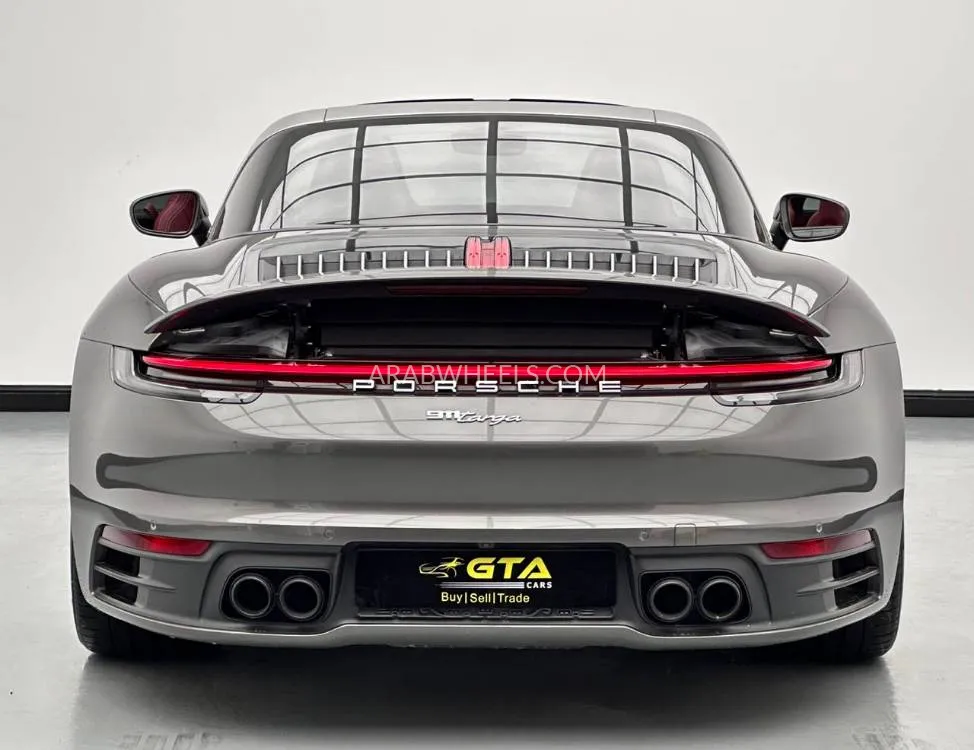 بورشه 911 2023 for Sale in دبي Image-7