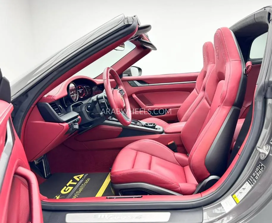 بورشه 911 2023 for Sale in دبي Image-14