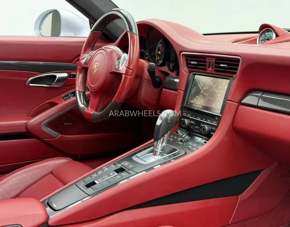 Porsche 911 2015 for Sale in Dubai Image-2