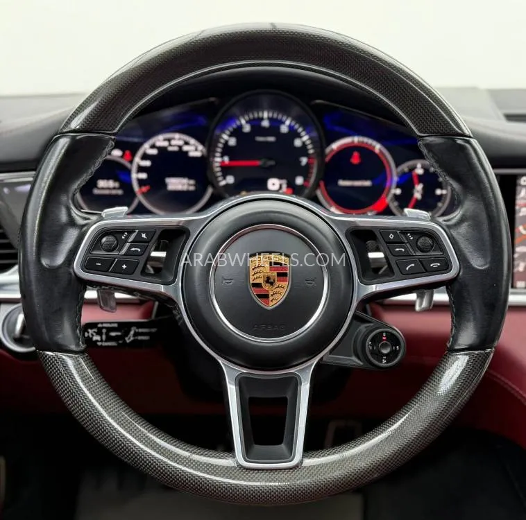 Porsche Panamera 2018 for Sale in Dubai Image-7