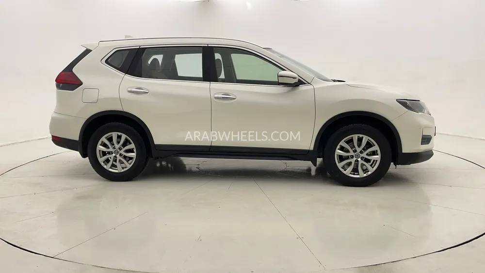 نيسان إكس تريل 2022 for Sale in دبي Image-2