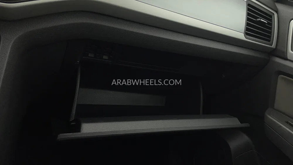 Volkswagen Teramont 2022 for Sale in Dubai Image-28