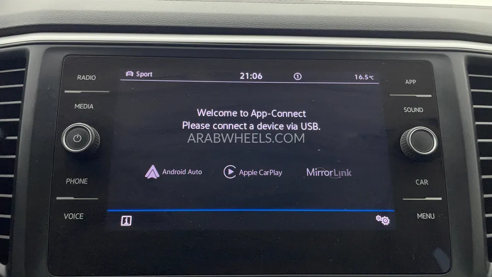 Volkswagen Teramont 2022 for Sale in Dubai Image-30