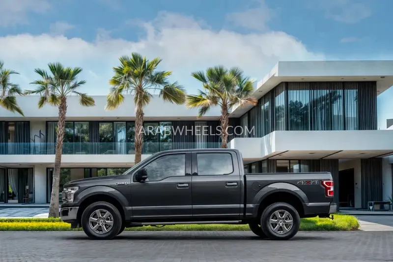Ford F 150 2020 for Sale in Dubai Image-9
