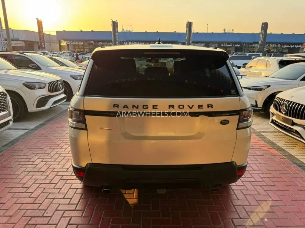 Land Rover Range Rover 2016 for Sale in Dubai Image-8