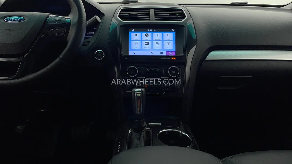Ford Explorer 2017 for Sale in Dubai Image-14