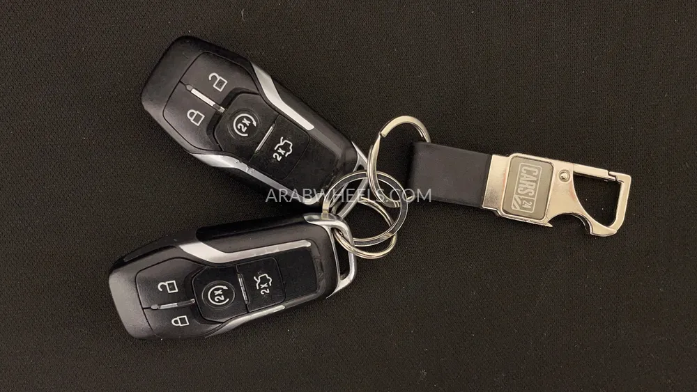 Ford Explorer 2017 for Sale in Dubai Image-44