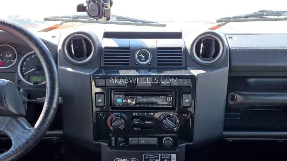 Land Rover Defender 2016 for Sale in Dubai Image-13