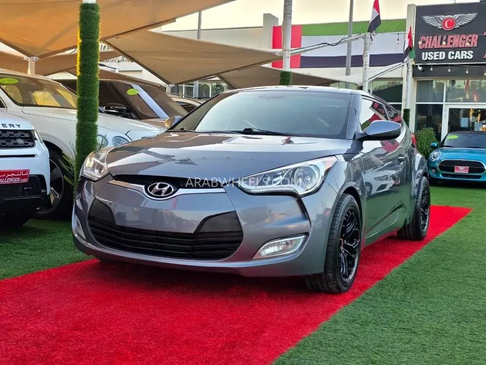 Hyundai Veloster 2017 for Sale in Sharjah Image-4