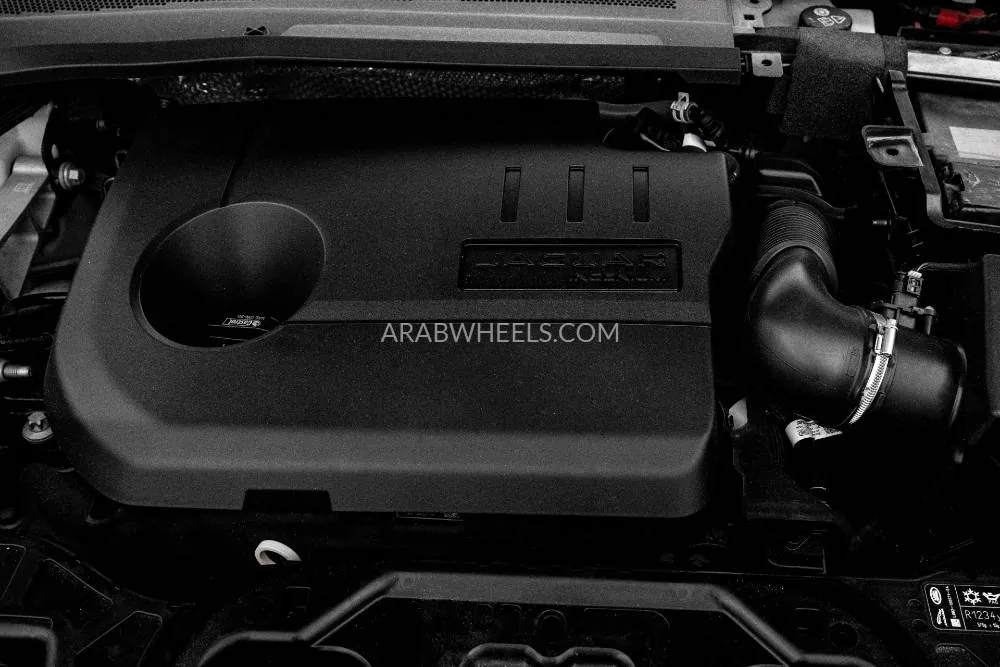 جاجوار إي بيس 2021 for Sale in دبي Image-6