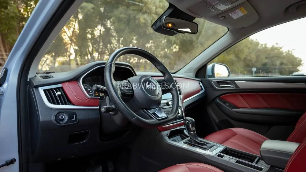 إم جي RX5 2022 for Sale in الشارقة Image-14