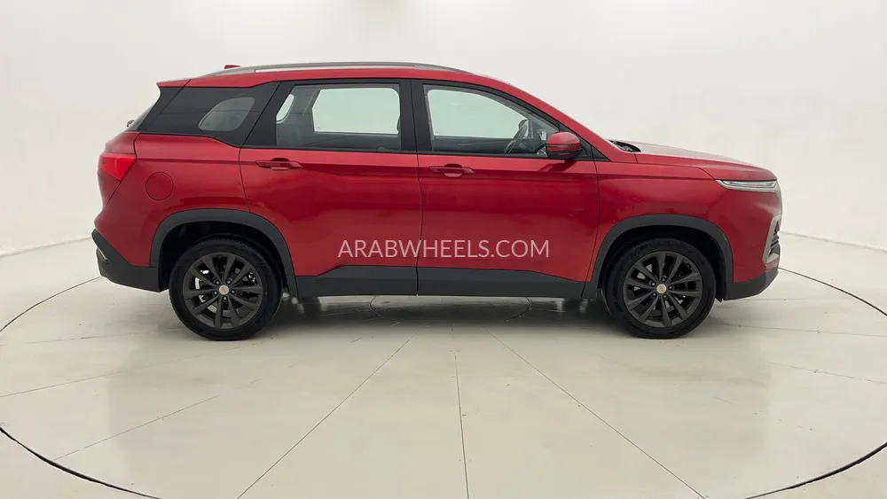 Chevrolet Captiva 2023 for Sale in Dubai Image-2