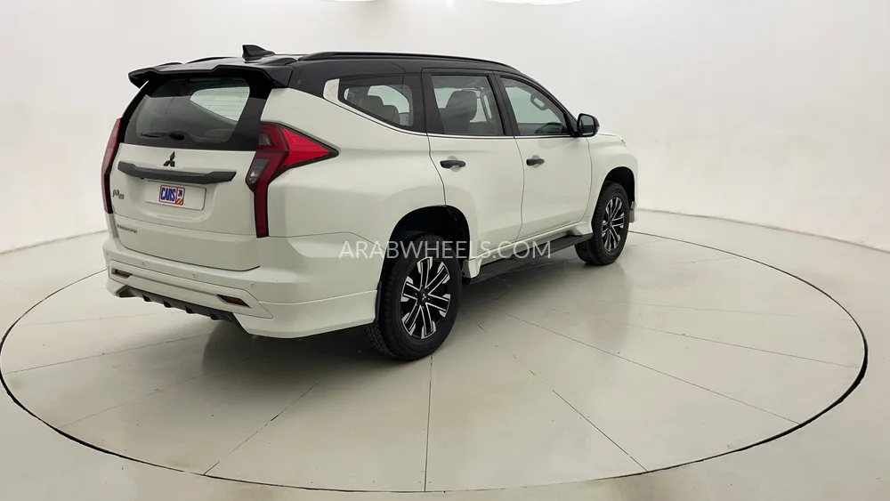 ميتسوبيشي مونتيرو سبورت 2023 for Sale in دبي Image-3