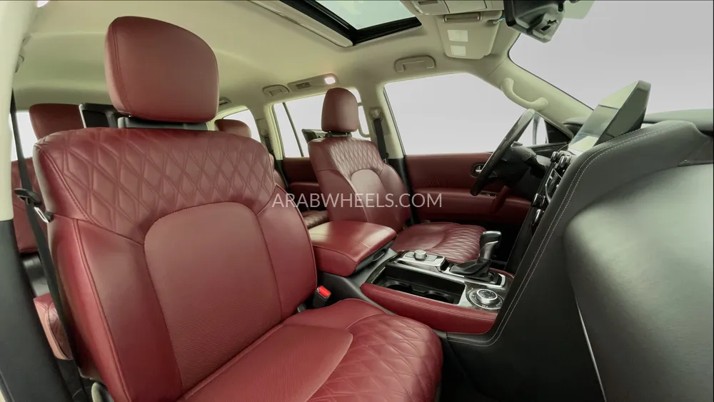 Nissan Patrol 2022 for Sale in Dubai Image-28