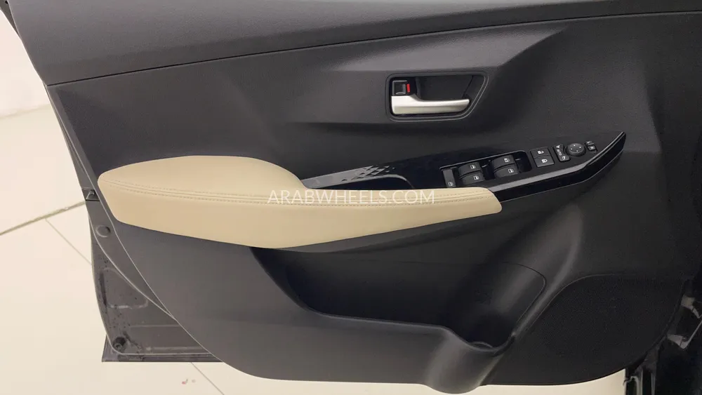 تويوتا يارس 2023 for Sale in دبي Image-19