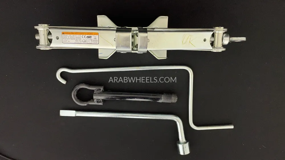 تويوتا يارس 2023 for Sale in دبي Image-30