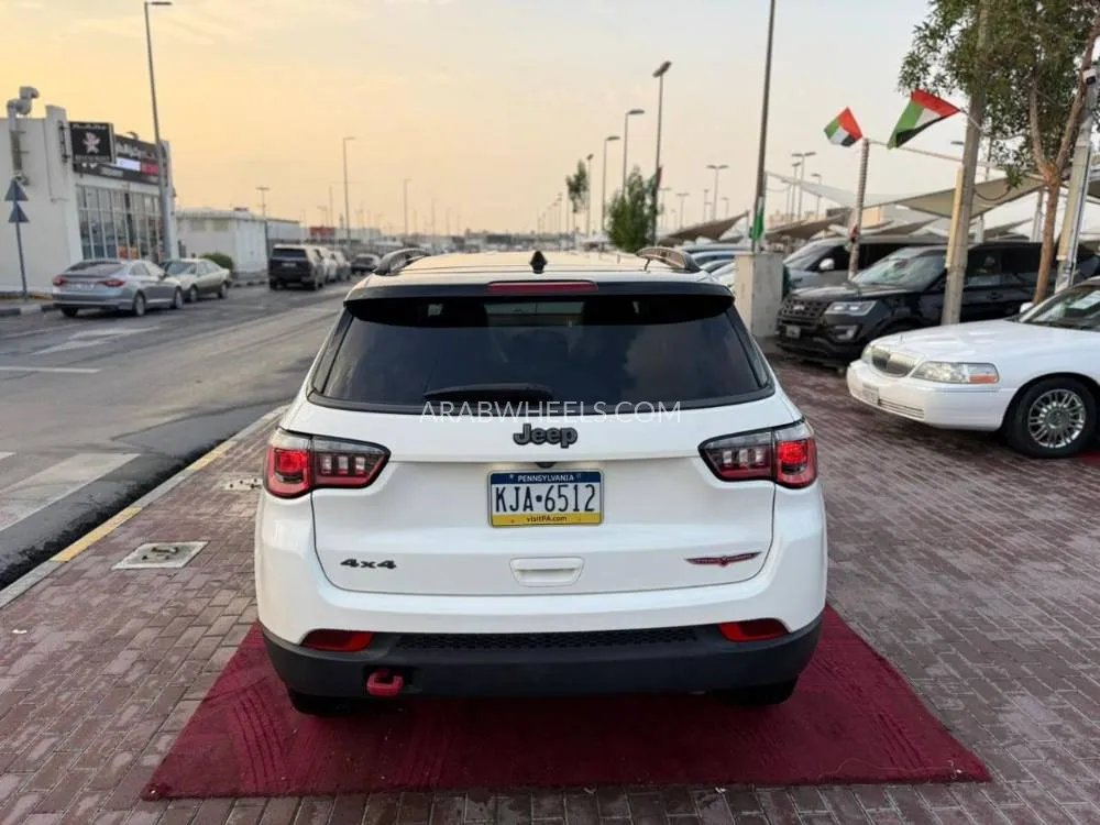 Jeep Compass 2018 for Sale in Sharjah Image-6
