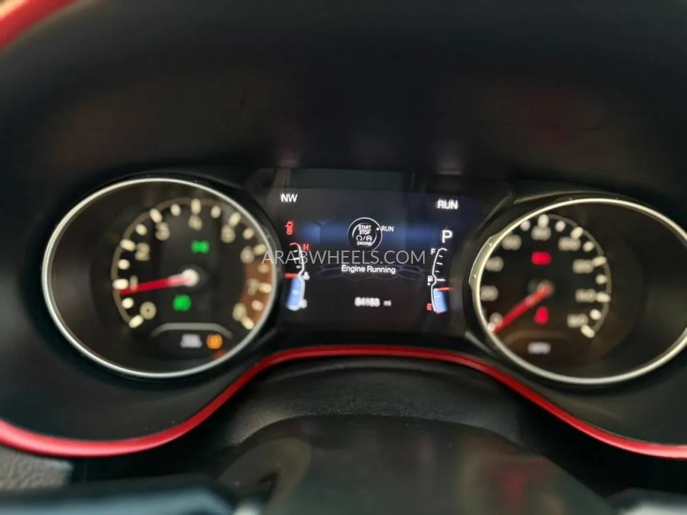 Jeep Compass 2018 for Sale in Sharjah Image-9