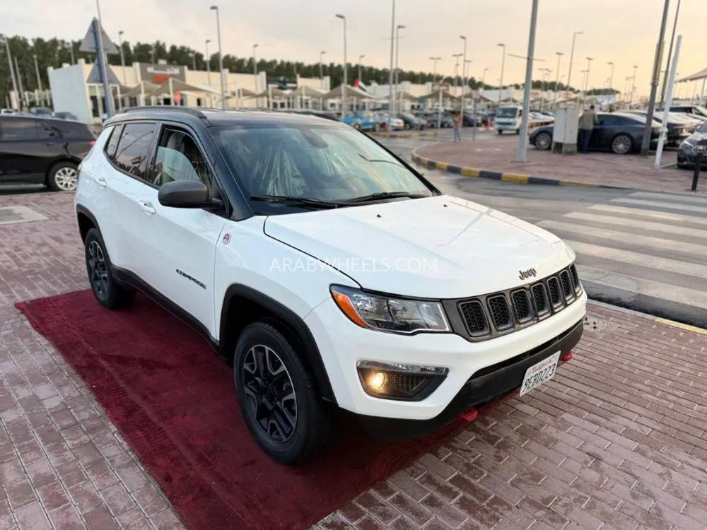 Jeep Compass 2018 for Sale in Sharjah Image-15