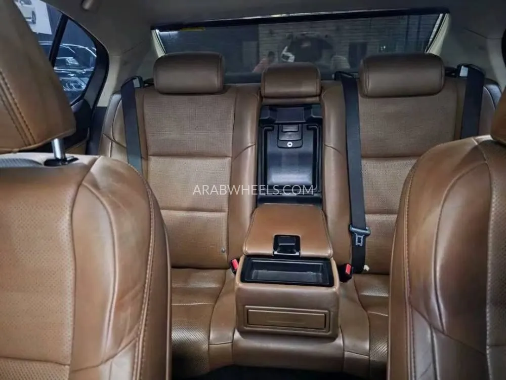 Lexus GS 2014 for Sale in Ajman Image-10