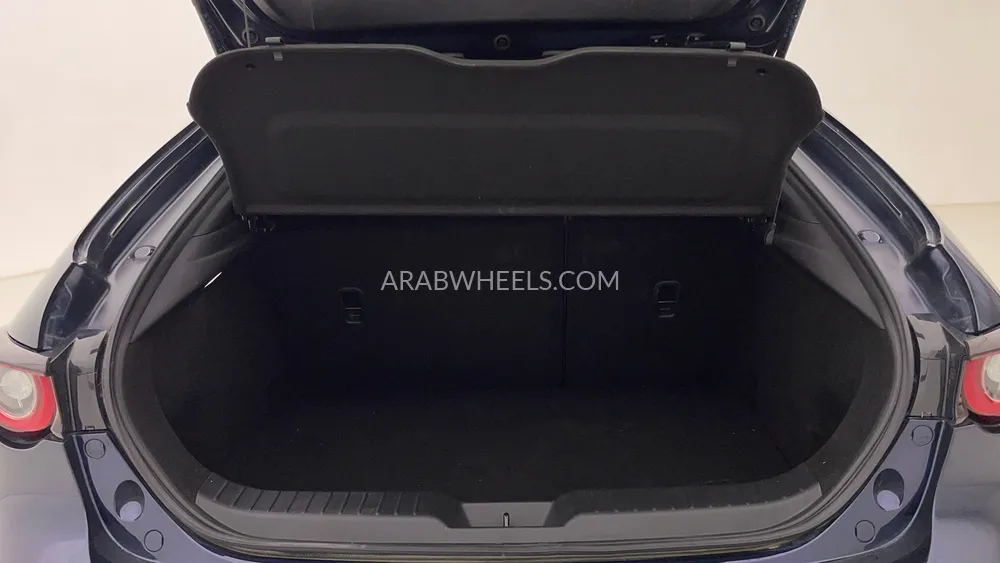 Mazda 3 2024 for Sale in Dubai Image-30