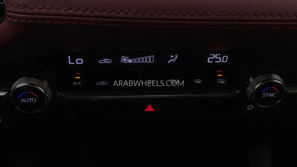 Mazda 3 2024 for Sale in Dubai Image-47