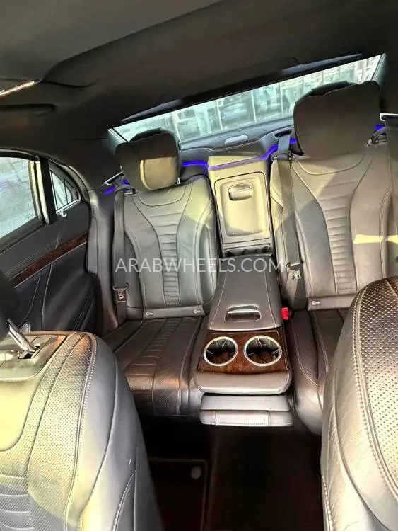 مرسيدس بنز كلاس S 2019 for Sale in أبو ظبي Image-10