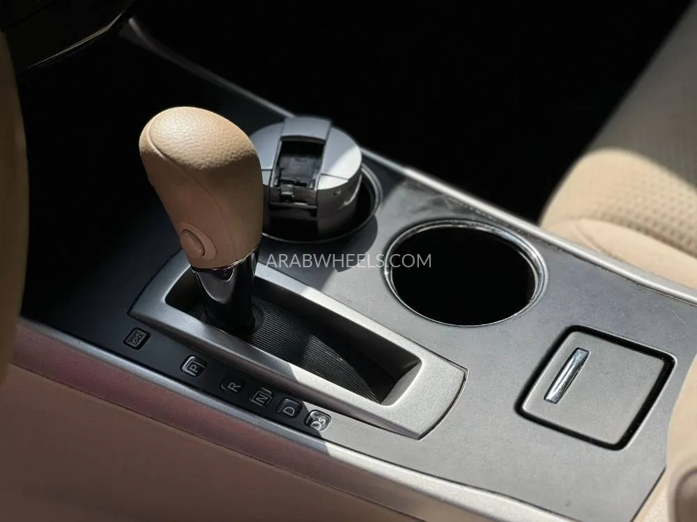 Nissan Altima 2016 for Sale in Sharjah Image-17