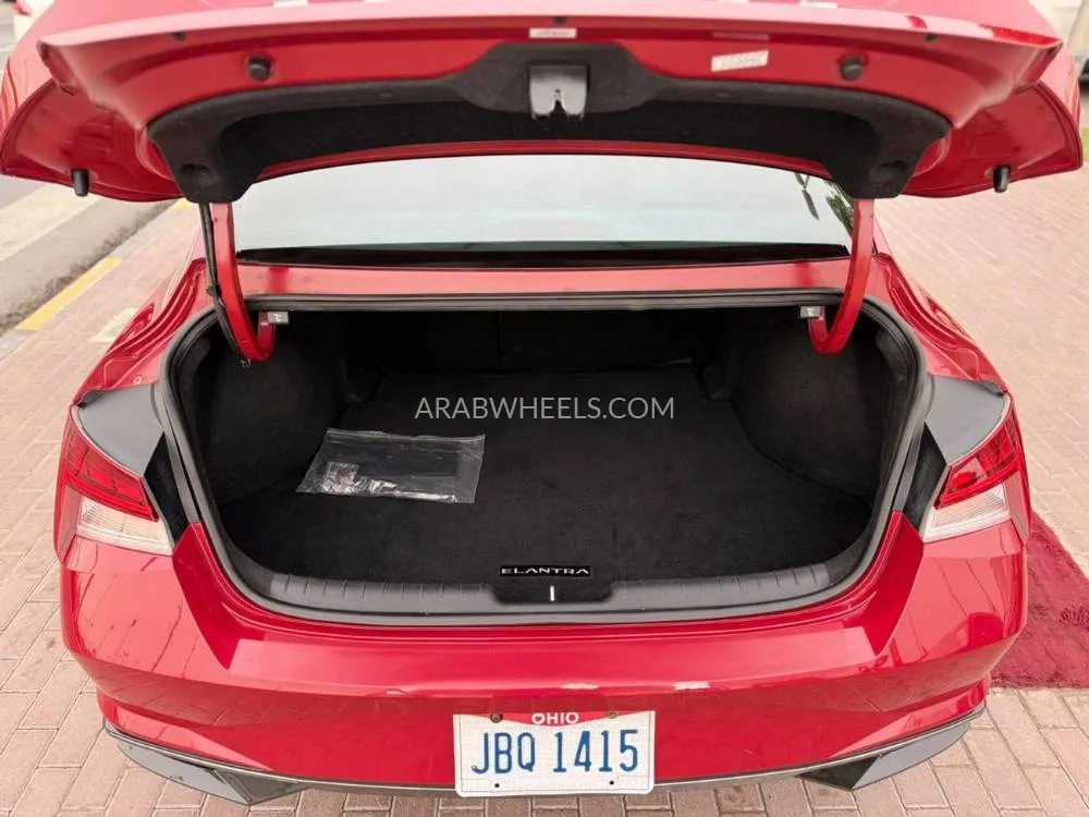 هيونداي إلنترا 2021 for Sale in الشارقة Image-23