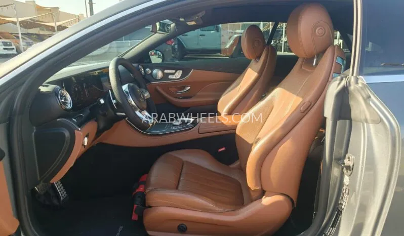 مرسيدس بنز كلاس E 2017 for Sale in الشارقة Image-17