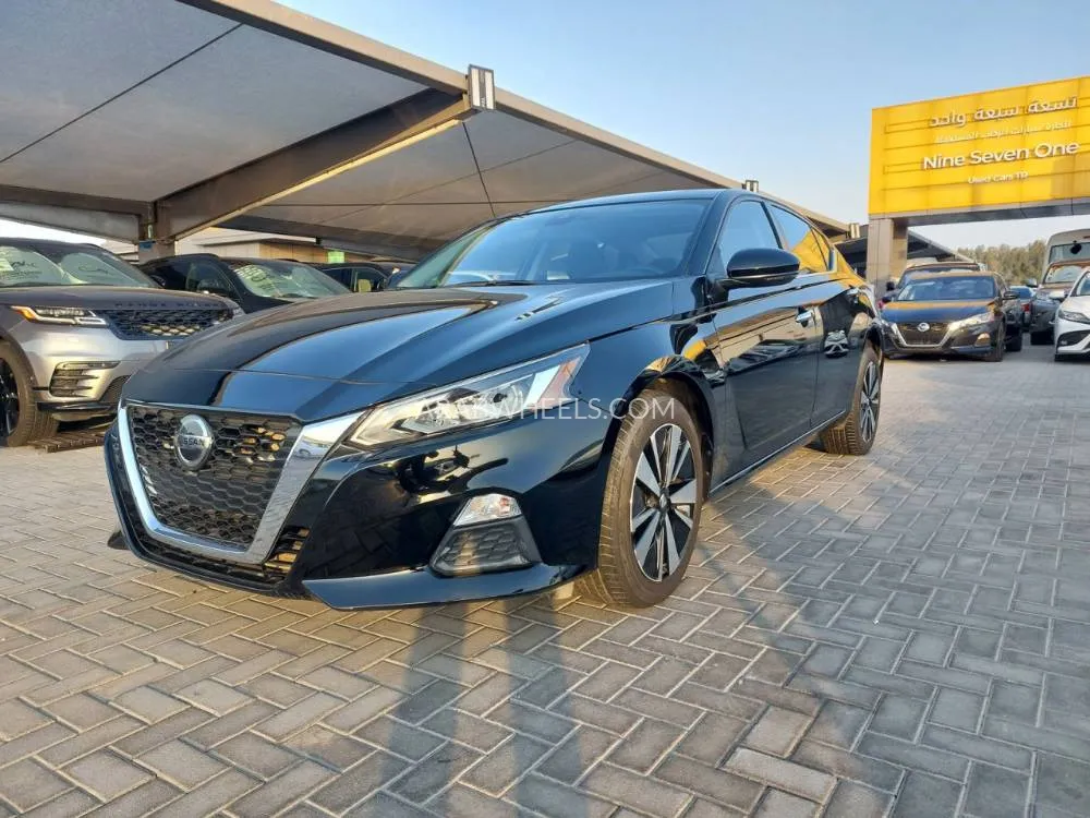 Nissan Altima 2021 for Sale in Sharjah Image-2