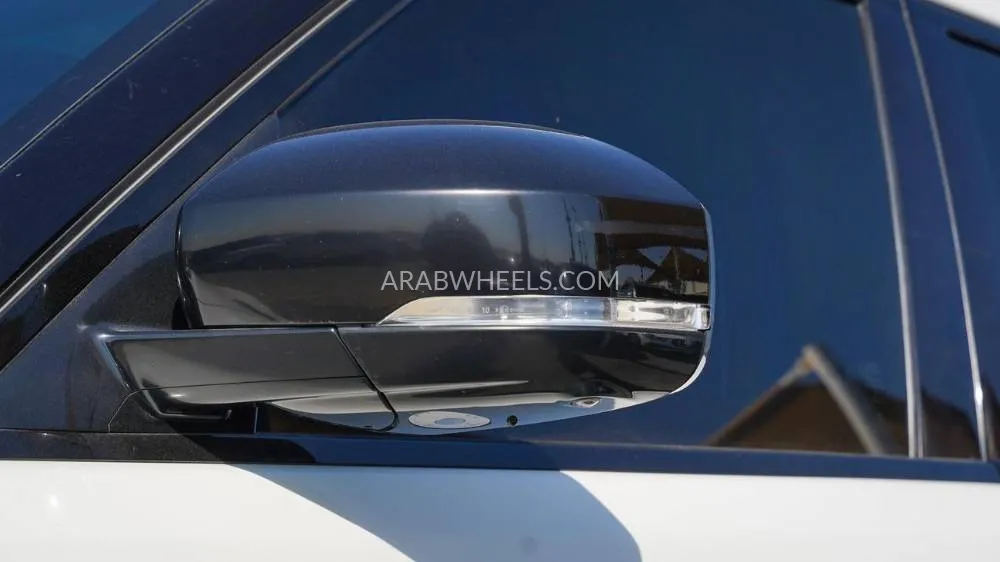 Land Rover Range Rover Sport 2015 for Sale in Sharjah Image-9