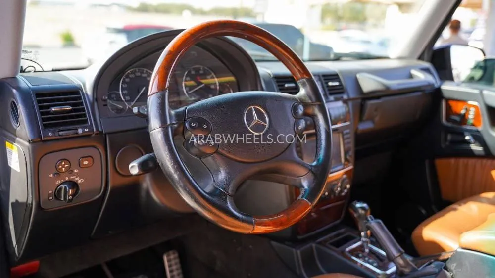 Mercedes Benz G Class 2011 for Sale in Sharjah Image-6