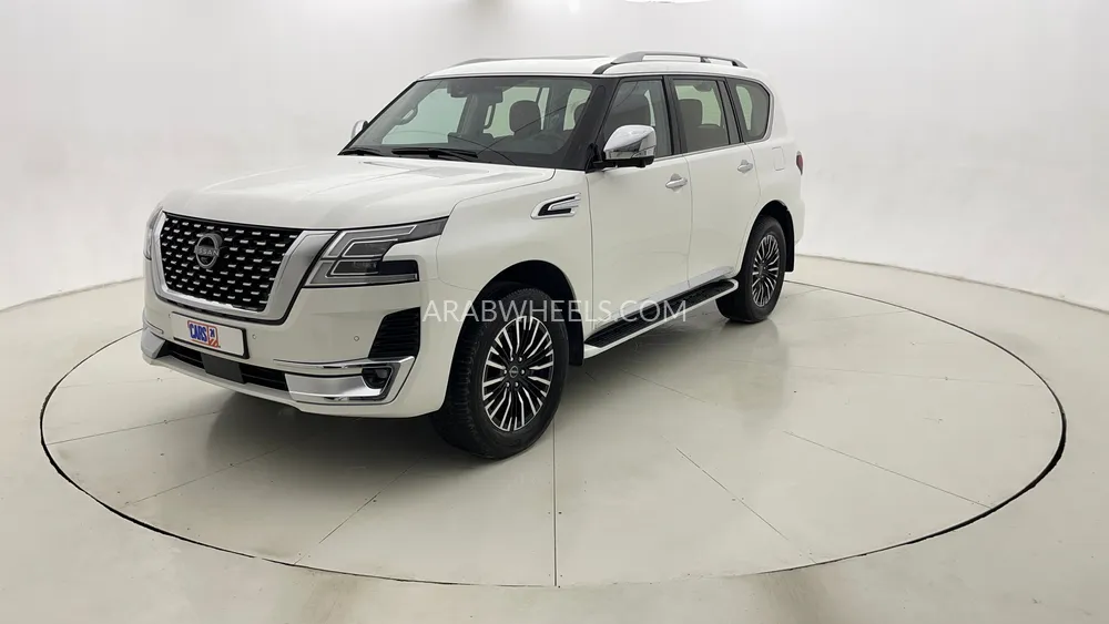 Nissan Patrol 2023 for Sale in Dubai Image-7